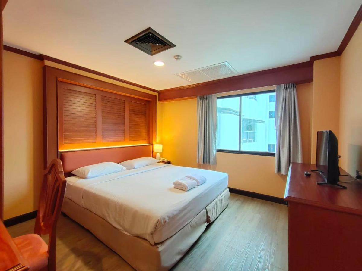 Ebina House - Sha Extra Plus Банкок Екстериор снимка